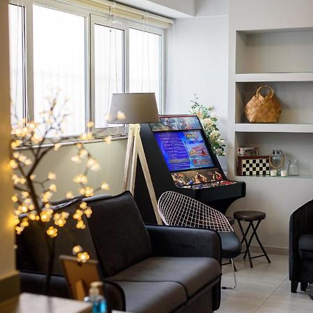 Patras' Hitech Apartment Ngoại thất bức ảnh
