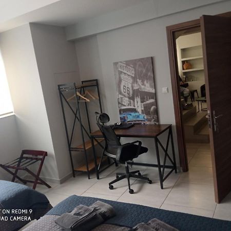 Patras' Hitech Apartment Ngoại thất bức ảnh