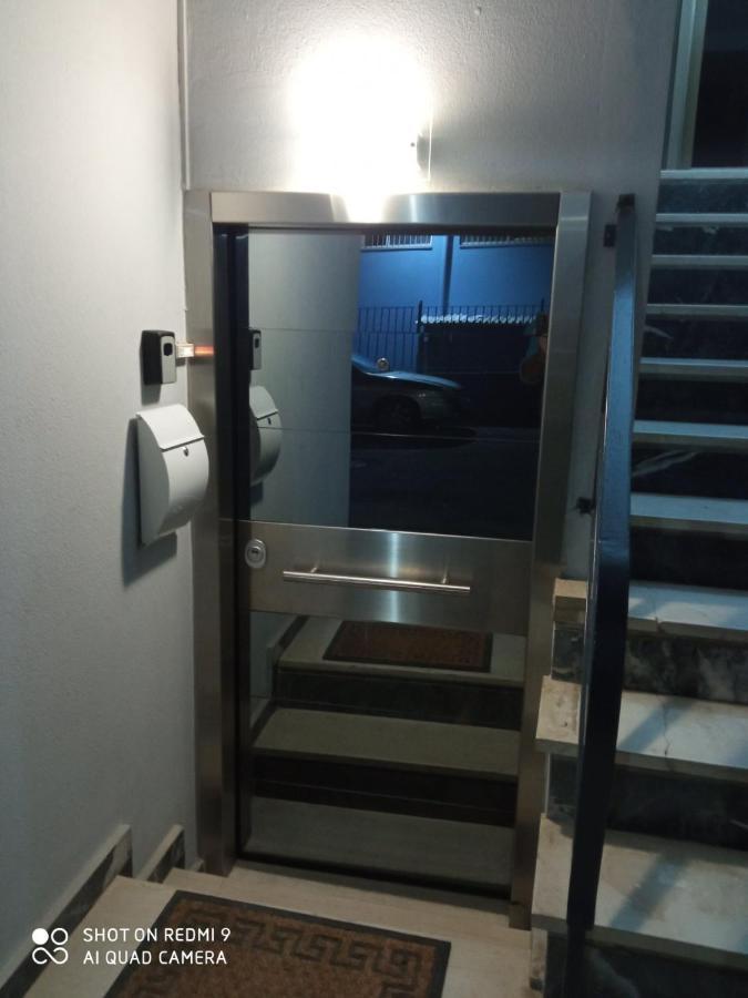 Patras' Hitech Apartment Ngoại thất bức ảnh