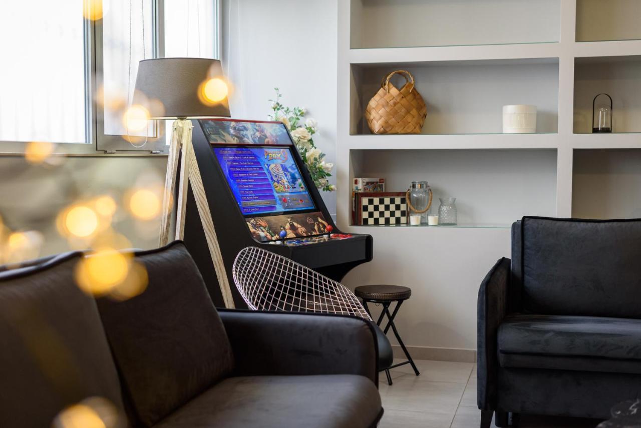 Patras' Hitech Apartment Ngoại thất bức ảnh